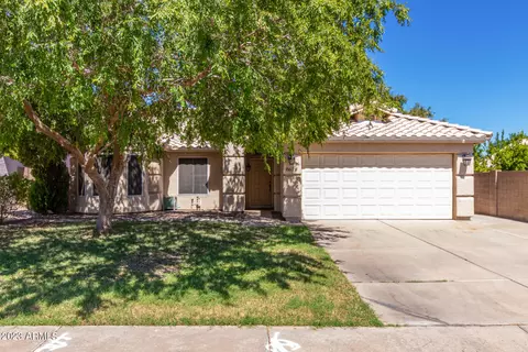 8626 W John Cabot Rd, Peoria, AZ 85382