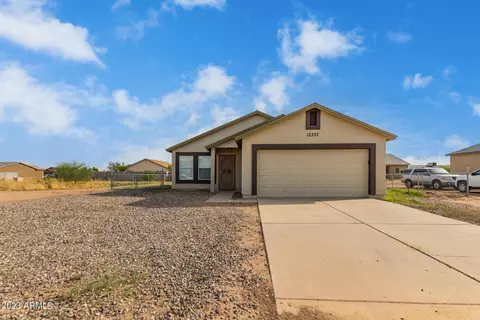 12337 W Carousel Dr, Arizona City, AZ 85123