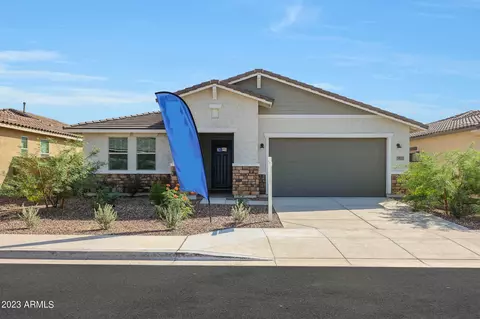 5071 N 182nd Ave, Litchfield Park, AZ 85340