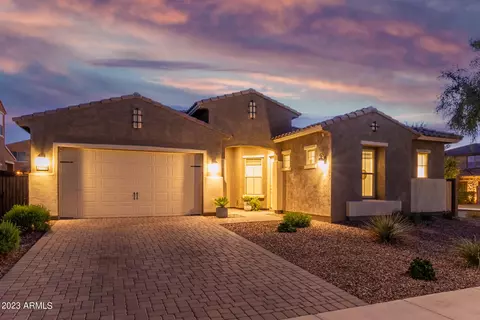 2359 E Cherry Hill Dr, Gilbert, AZ 85298