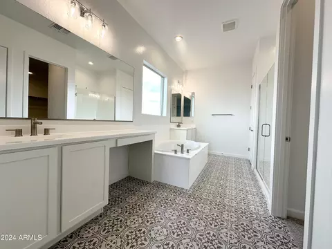 Bath - 11314 E Utah Ave, Mesa, AZ 85212 photo 5 of 8