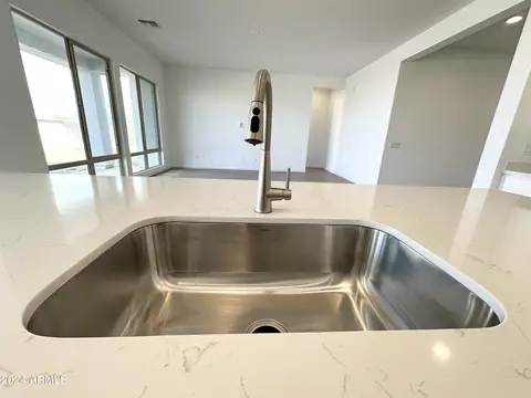 Kitchen - 11314 E Utah Ave, Mesa, AZ 85212 photo 4 of 7