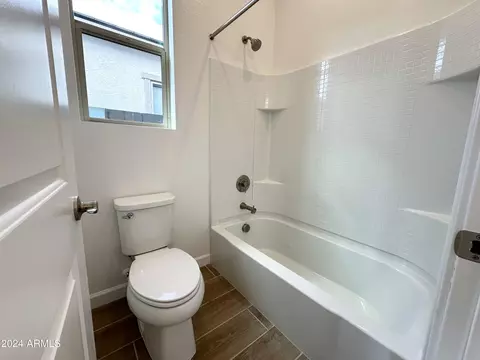 Bath - 11314 E Utah Ave, Mesa, AZ 85212 photo 2 of 8