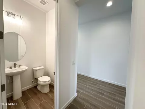 Bath - 11314 E Utah Ave, Mesa, AZ 85212 photo 4 of 8