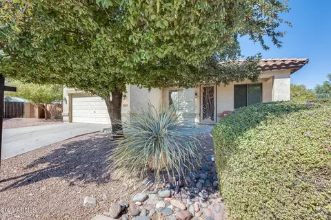 3016 E Kingbird Pl, Chandler, AZ 85286