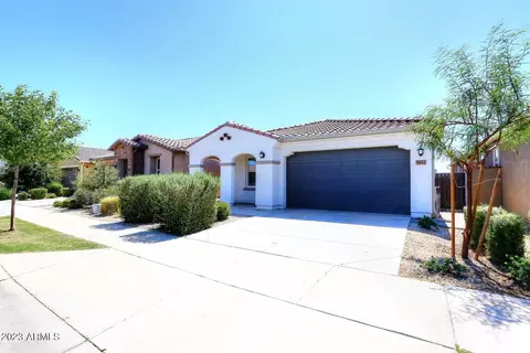 9643 E Twinkle Cir, Mesa, AZ 85212