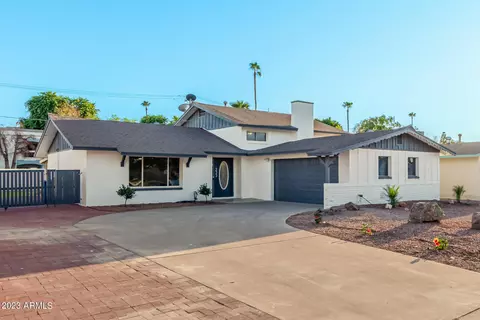 233 Ellis Dr, Tempe, AZ 85282