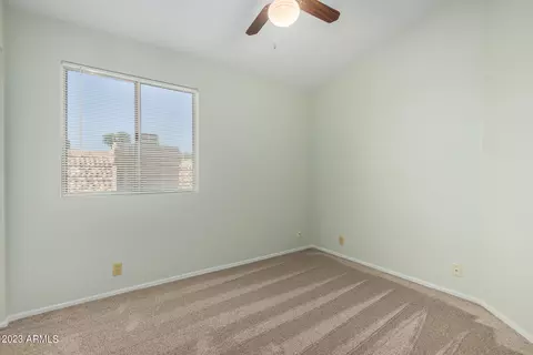 4332 E Siesta Ln, Phoenix, AZ 85050 photo 8