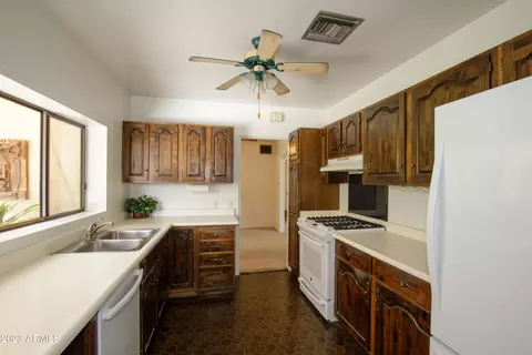309 E Oregon Ave, Phoenix, AZ 85012 photo 11