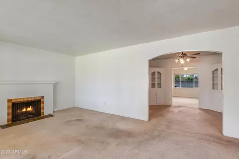 309 E Oregon Ave, Phoenix, AZ 85012 photo 5