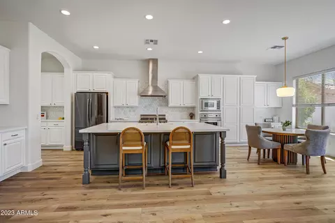 4239 E Maplewood Ct, Gilbert, AZ 85297 photo 8