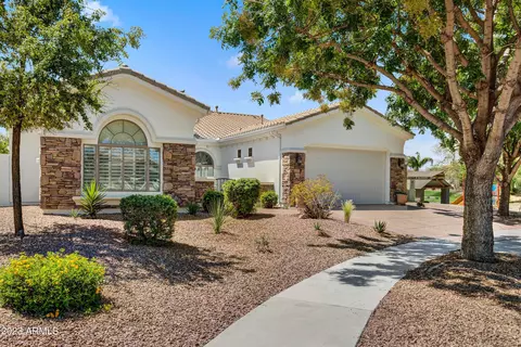 4239 E Maplewood Ct, Gilbert, AZ 85297 photo 2