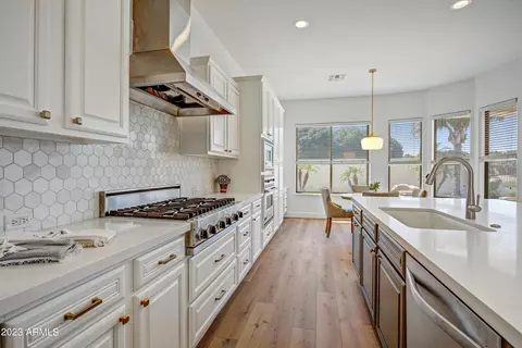4239 E Maplewood Ct, Gilbert, AZ 85297 photo 9