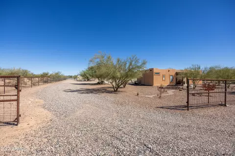 3114 N Saddle Vista Rd, Tonopah, AZ 85354