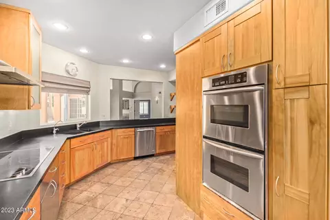 3225 E Ashurst Dr, Phoenix, AZ 85048 photo 16