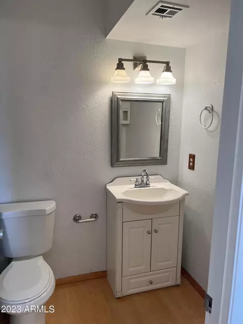 1512 E Logan Dr, Tempe, AZ 85282 photo 18