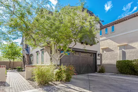 15918 S 11th Way, Phoenix, AZ 85048