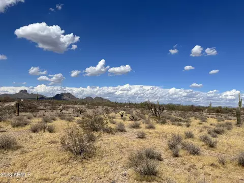 33899 W Cloud Rd #17, Wickenburg, AZ 85390