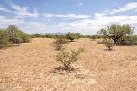 4910 N Geronimo Dr #8, Eloy, AZ 85131