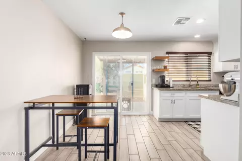 1906 E Grandview Dr, Phoenix, AZ 85022 photo 9