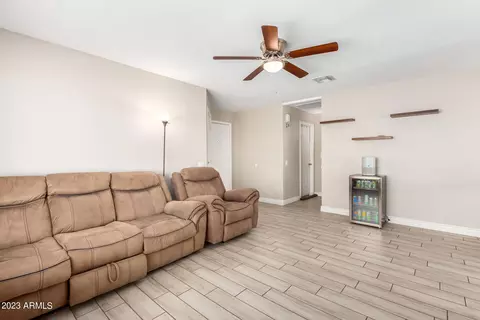 1906 E Grandview Dr, Phoenix, AZ 85022 photo 8