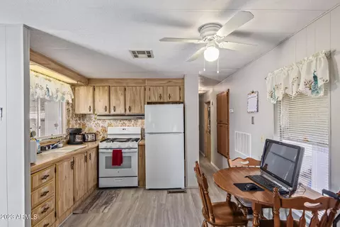 800 W Apache Trl #62, Apache Junction, AZ 85120 photo 4