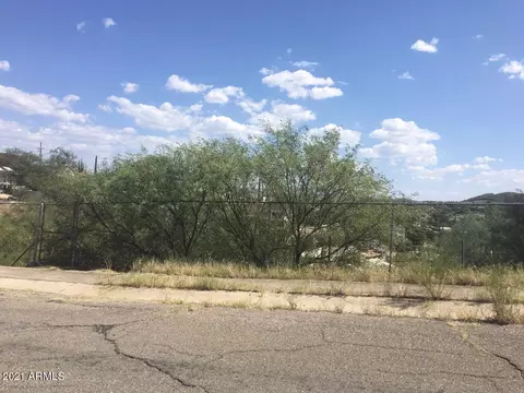 590 N Sonoita Ave #16, Nogales, AZ 85621