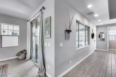 214 E Brinley Dr, Tempe, AZ 85281 photo 24