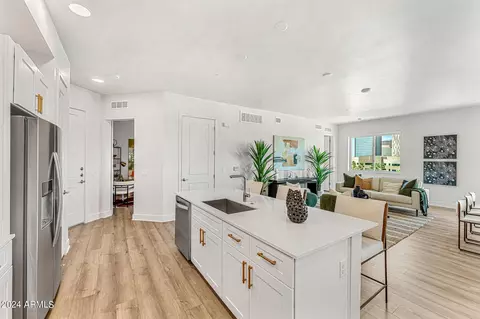 3131 N Central Ave #6012, Phoenix, AZ 85012