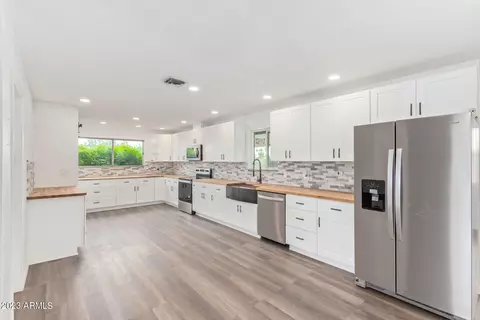 1485 E Dover St, Mesa, AZ 85203