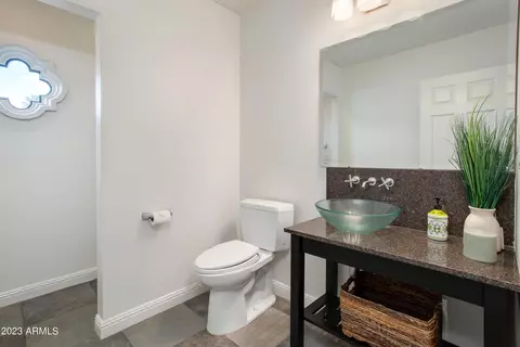 5020 E Osborn Rd, Phoenix, AZ 85018 photo 23