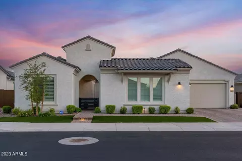 3011 E Daley Ln, Phoenix, AZ 85050