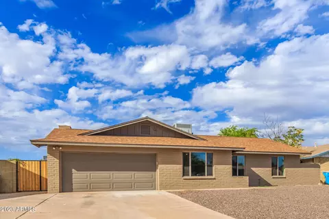 3224 W Mescal St, Phoenix, AZ 85029