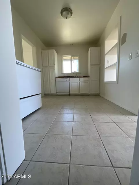 535 E Vogel Ave, Phoenix, AZ 85020 photo 27