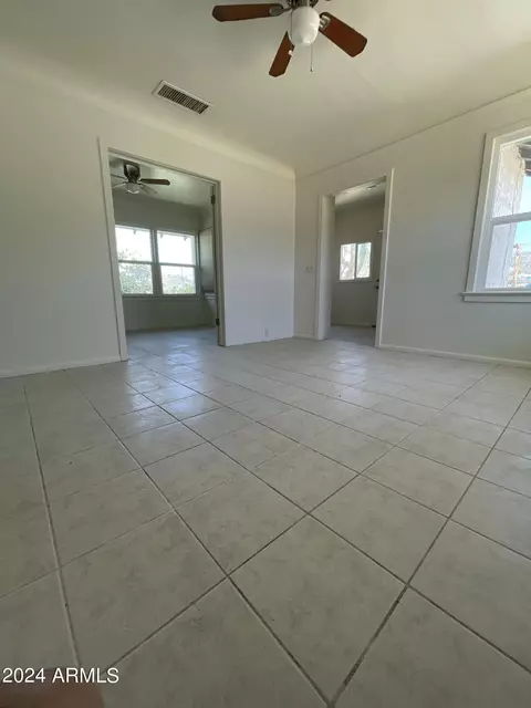 535 E Vogel Ave, Phoenix, AZ 85020 photo 15