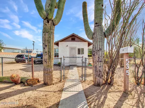 535 E Vogel Ave, Phoenix, AZ 85020 photo 3