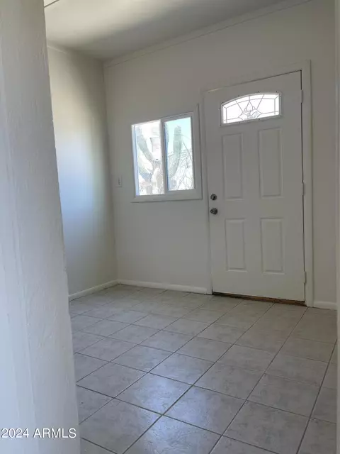 535 E Vogel Ave, Phoenix, AZ 85020 photo 12