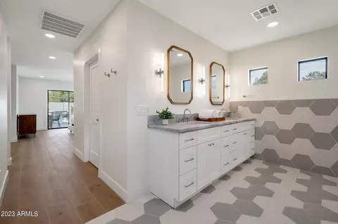 8001 N 11th Ave, Phoenix, AZ 85021 photo 20