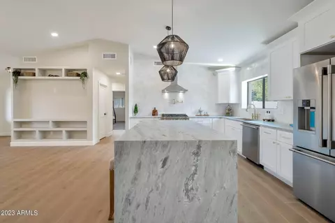 8001 N 11th Ave, Phoenix, AZ 85021 photo 11
