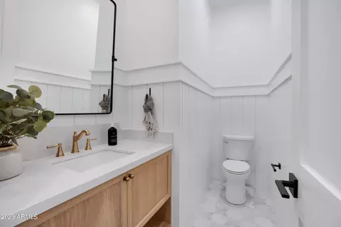 8335 E Regina Cir, Mesa, AZ 85207 photo 32