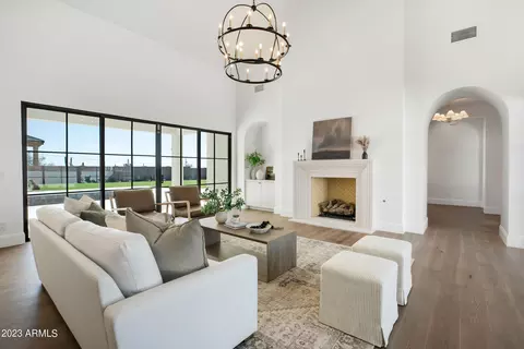8335 E Regina Cir, Mesa, AZ 85207 photo 7