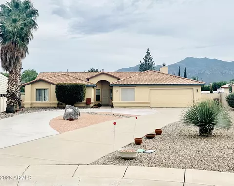 3066 Mountain Ridge Dr, Sierra Vista, AZ 85650