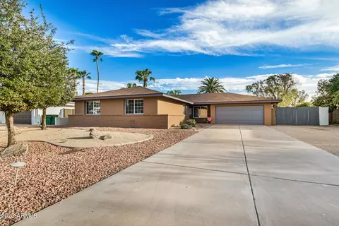 411 E Cascada Rd, Litchfield Park, AZ 85340