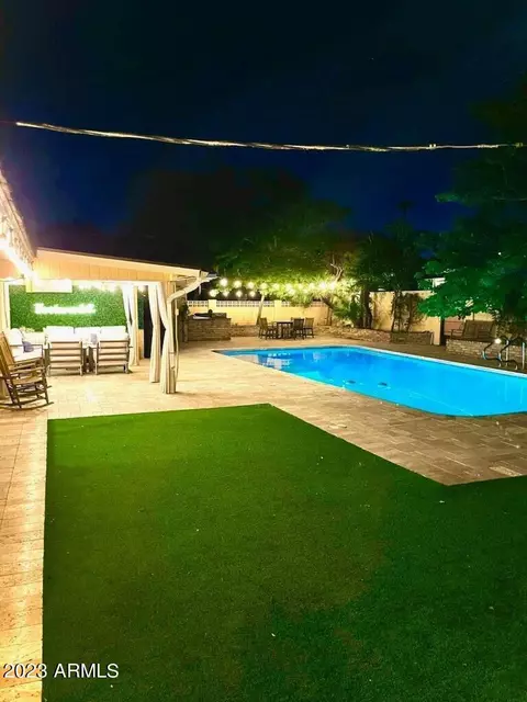 1017 W Glenn Dr, Phoenix, AZ 85021 photo 2