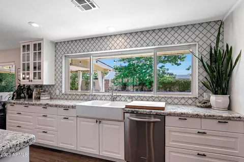 1017 W Glenn Dr, Phoenix, AZ 85021 photo 14