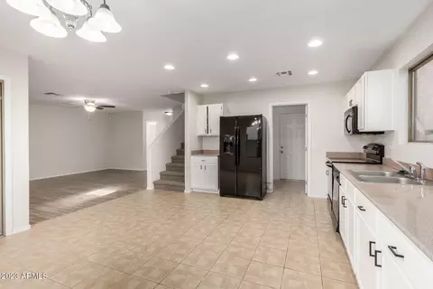 2279 E 35th Ave, Apache Junction, AZ 85119 photo 3