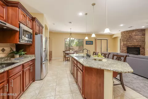Kitchen - 11251 E Spaulding Ave, Mesa, AZ 85212 photo 5 of 5
