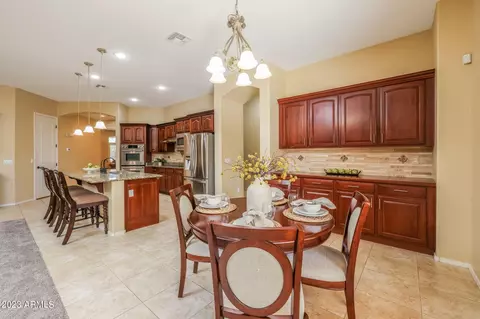 Kitchen - 11251 E Spaulding Ave, Mesa, AZ 85212 photo 3 of 5