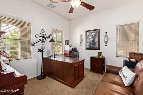 1284 E Apricot Ln, Gilbert, AZ 85298 photo 32