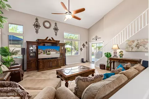 1284 E Apricot Ln, Gilbert, AZ 85298 photo 2